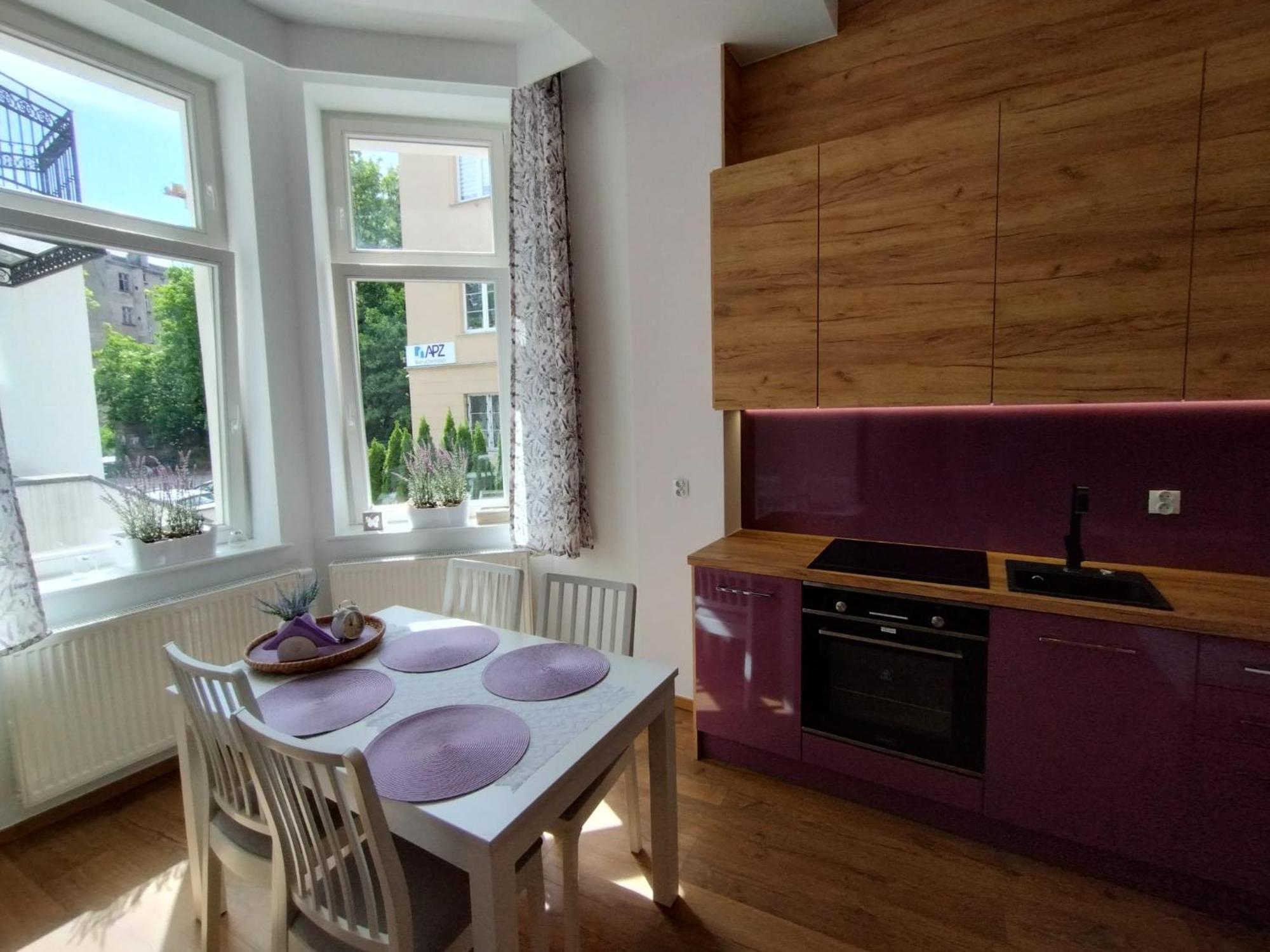Lawendowy Old Town Apartment *